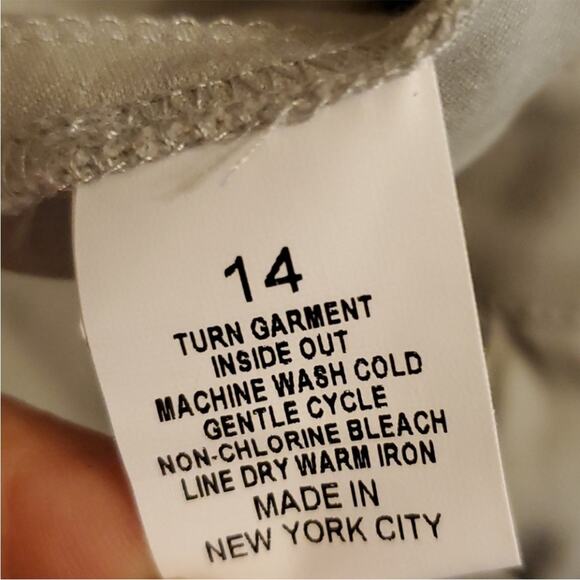 Peace of Cloth CASEY CROP JEAN - BLOSSOM TWILL in Frost (Light Grey) Size 14 - Picture 14 of 15